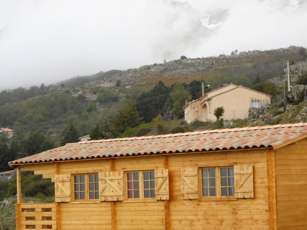 Les Chalets De Lozzi Calacuccia Exterior photo